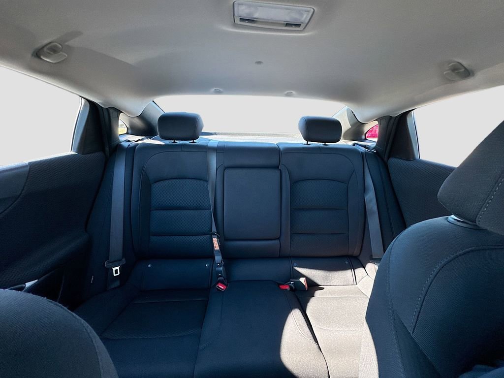 Used 2023 Chevrolet Malibu LT image 24