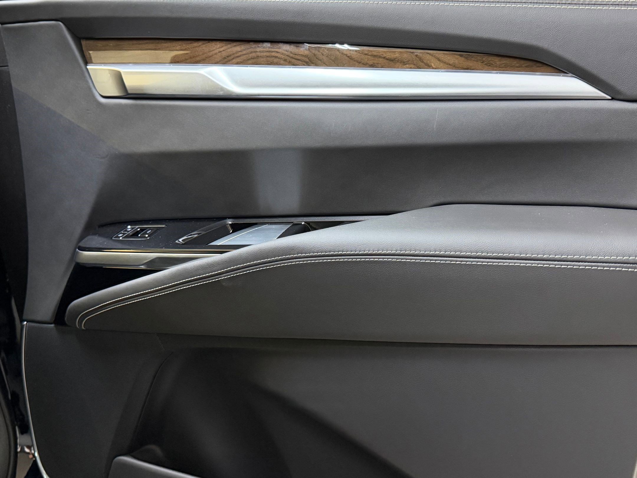 New 2026 Cadillac Escalade Platinum Sport AWD/4WD image 64