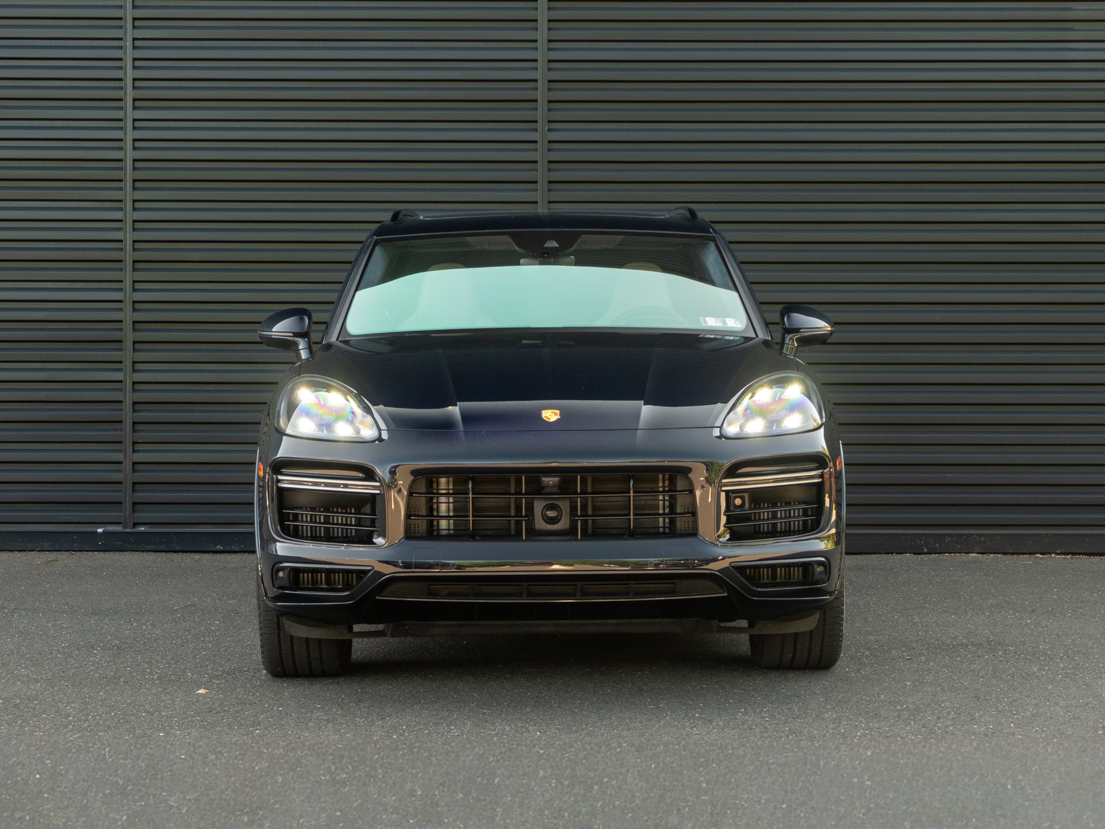 Certified 2023 Porsche Cayenne Turbo S AWD/4WD image 11