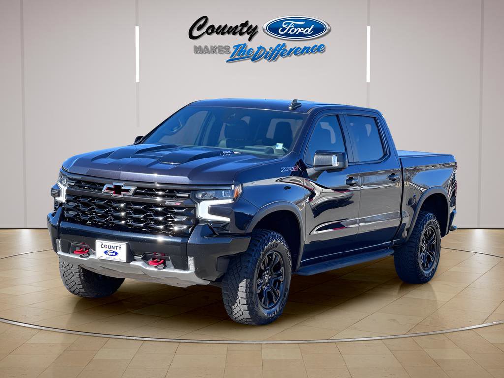 Used 2022 Chevrolet Silverado 1500 ZR2 w/ Technology Package image 2