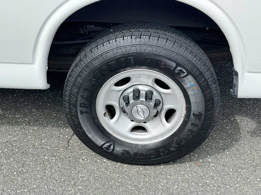 Used 2019 Chevrolet Express 3500 LT w/ LT Preferred Equipment Group RWD image 10