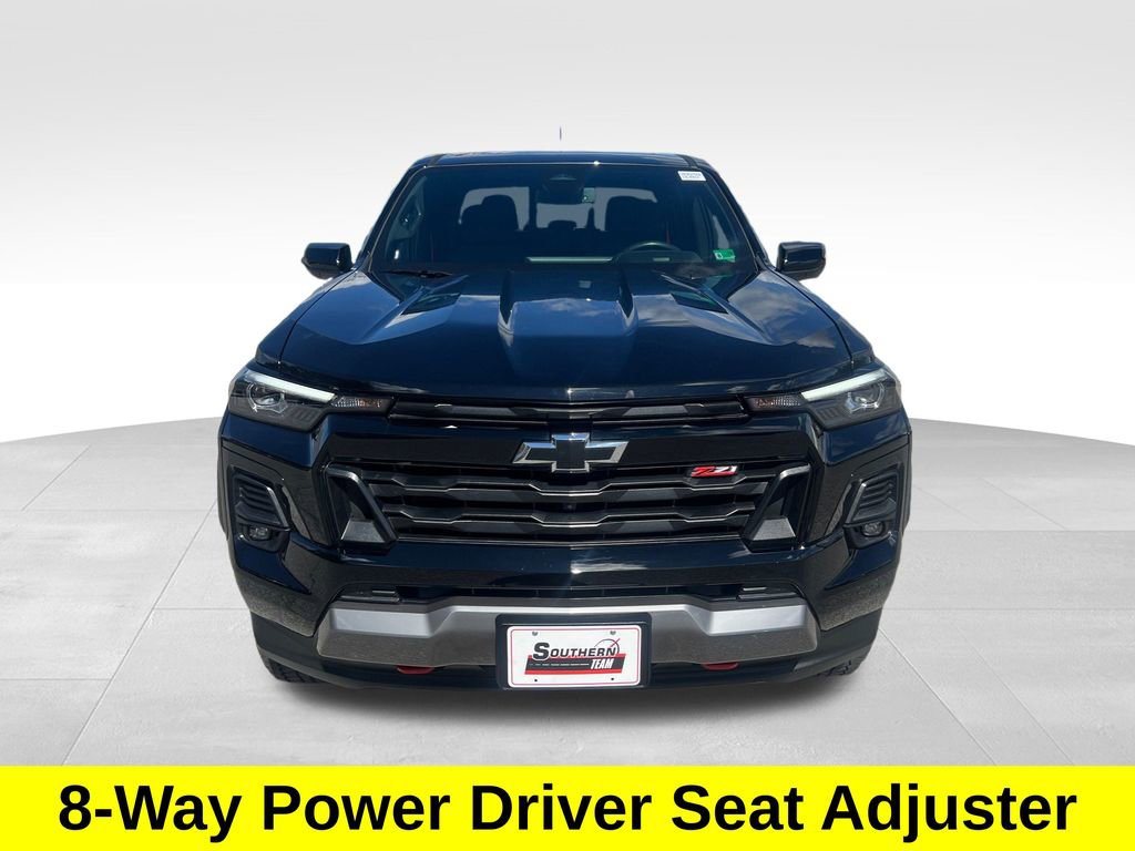 Used 2024 Chevrolet Colorado Z71 w/ Z71 Convenience Package 2 image 9