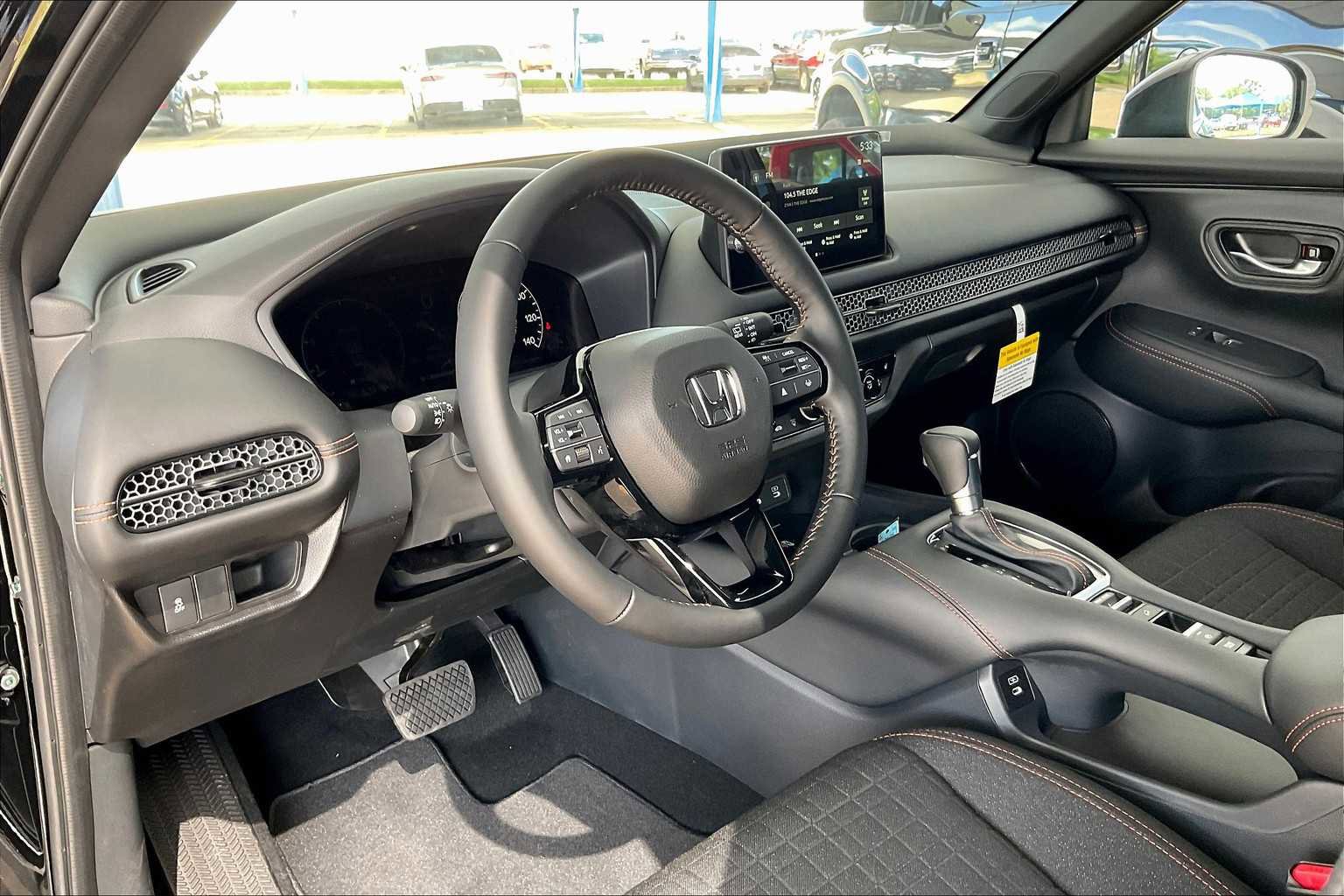 New 2026 Honda HR-V Sport image 8