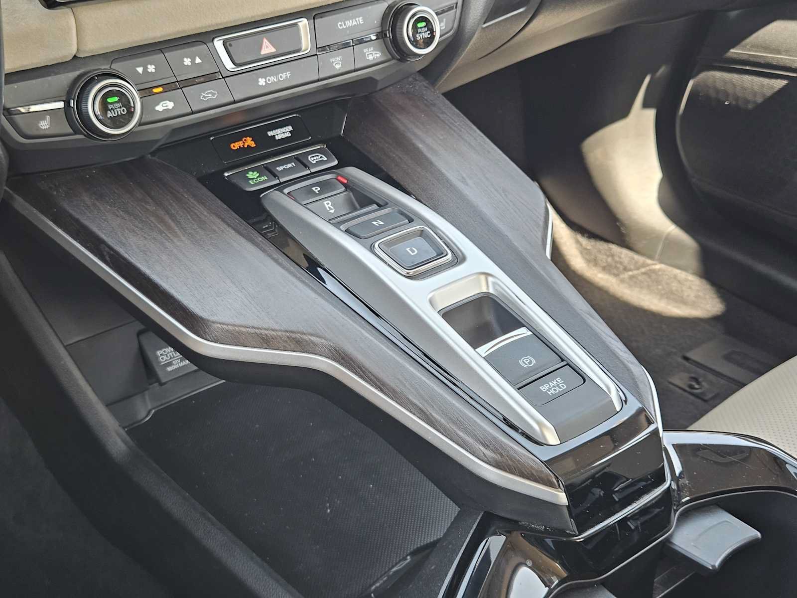 Certified 2018 Honda Clarity Touring image 20