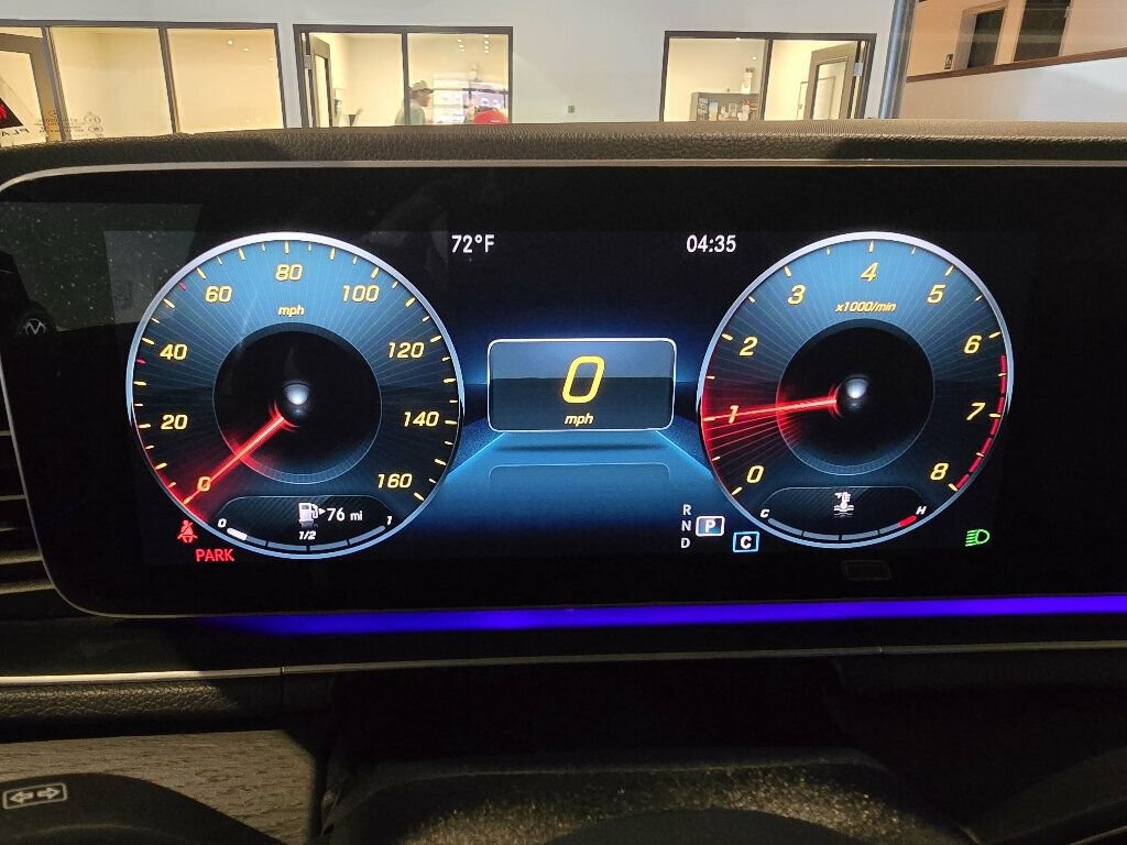 Used 2021 Mercedes-Benz GLE 350 4MATIC image 10