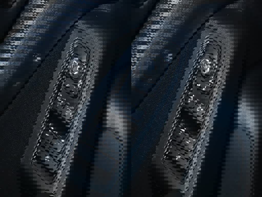 Certified 2023 Subaru Ascent Premium w/ Convenience Package AWD/4WD image 17