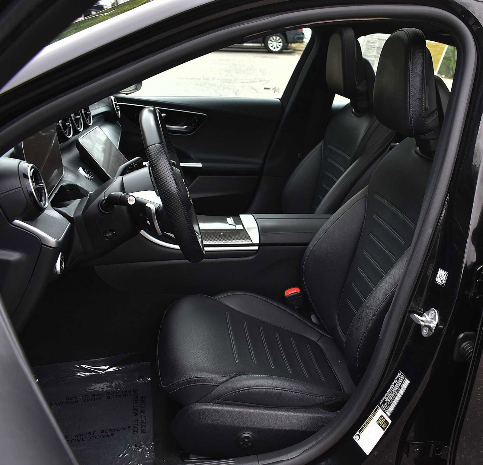 Used 2023 Mercedes-Benz C 300 4MATIC Sedan image 9