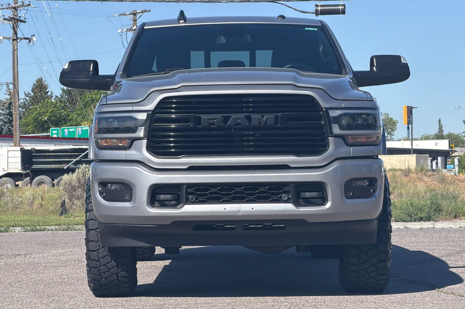 Used 2022 RAM 2500 Laramie w/ Night Edition AWD/4WD image 10
