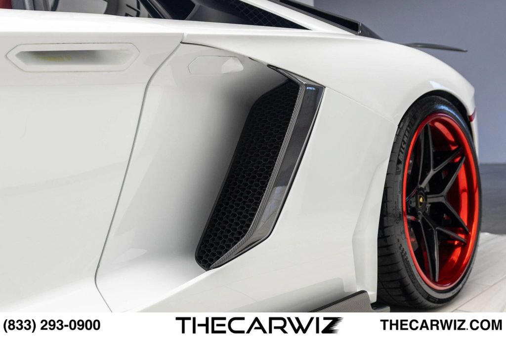 Used 2017 Lamborghini Aventador LP 700-4 AWD/4WD image 14