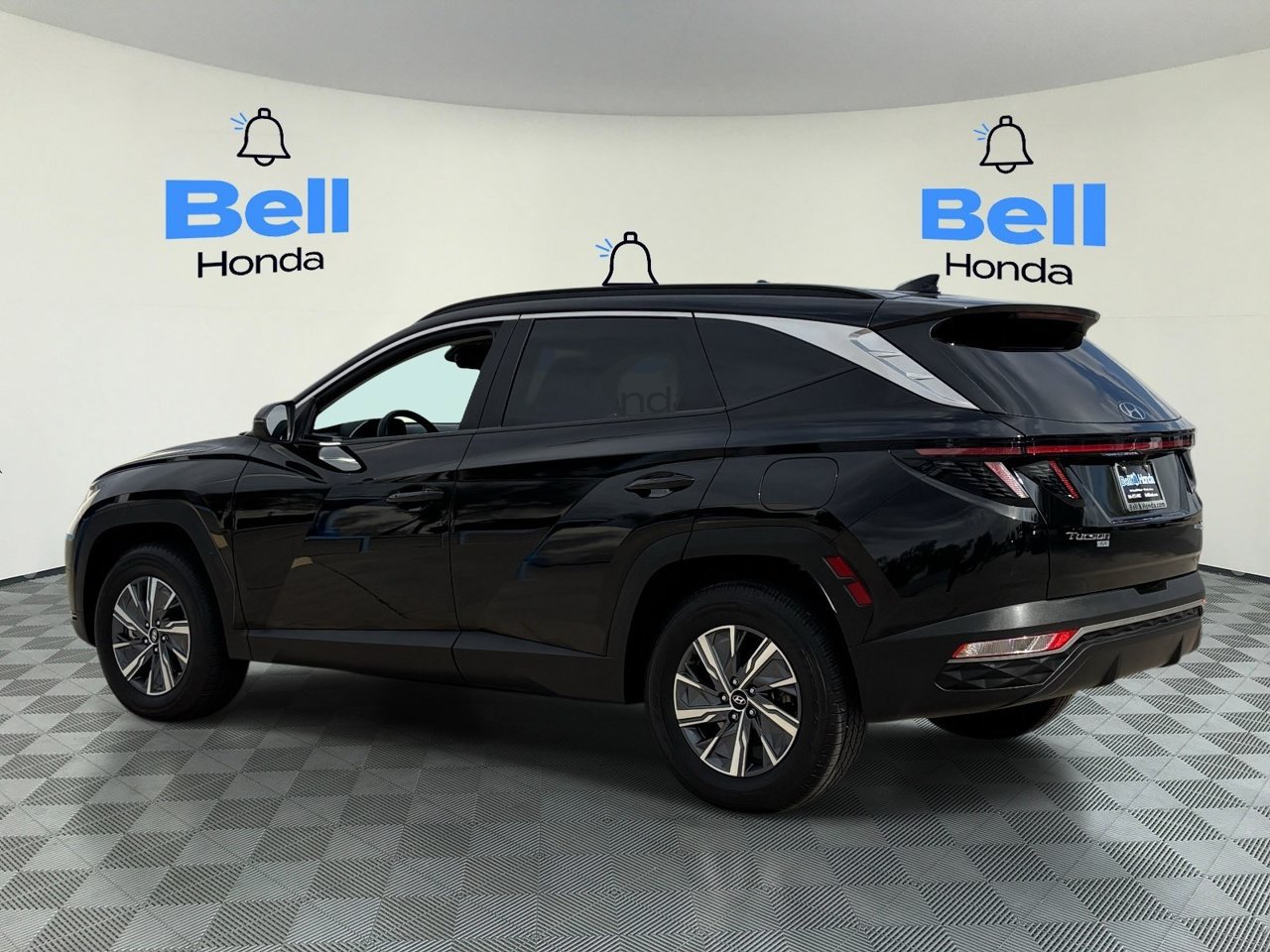 Used 2023 Hyundai Tucson Blue AWD/4WD image 3