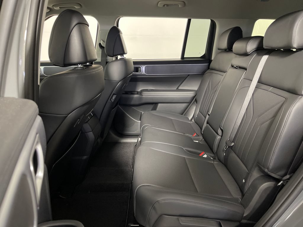 New 2026 Hyundai Santa Fe SEL FWD image 13