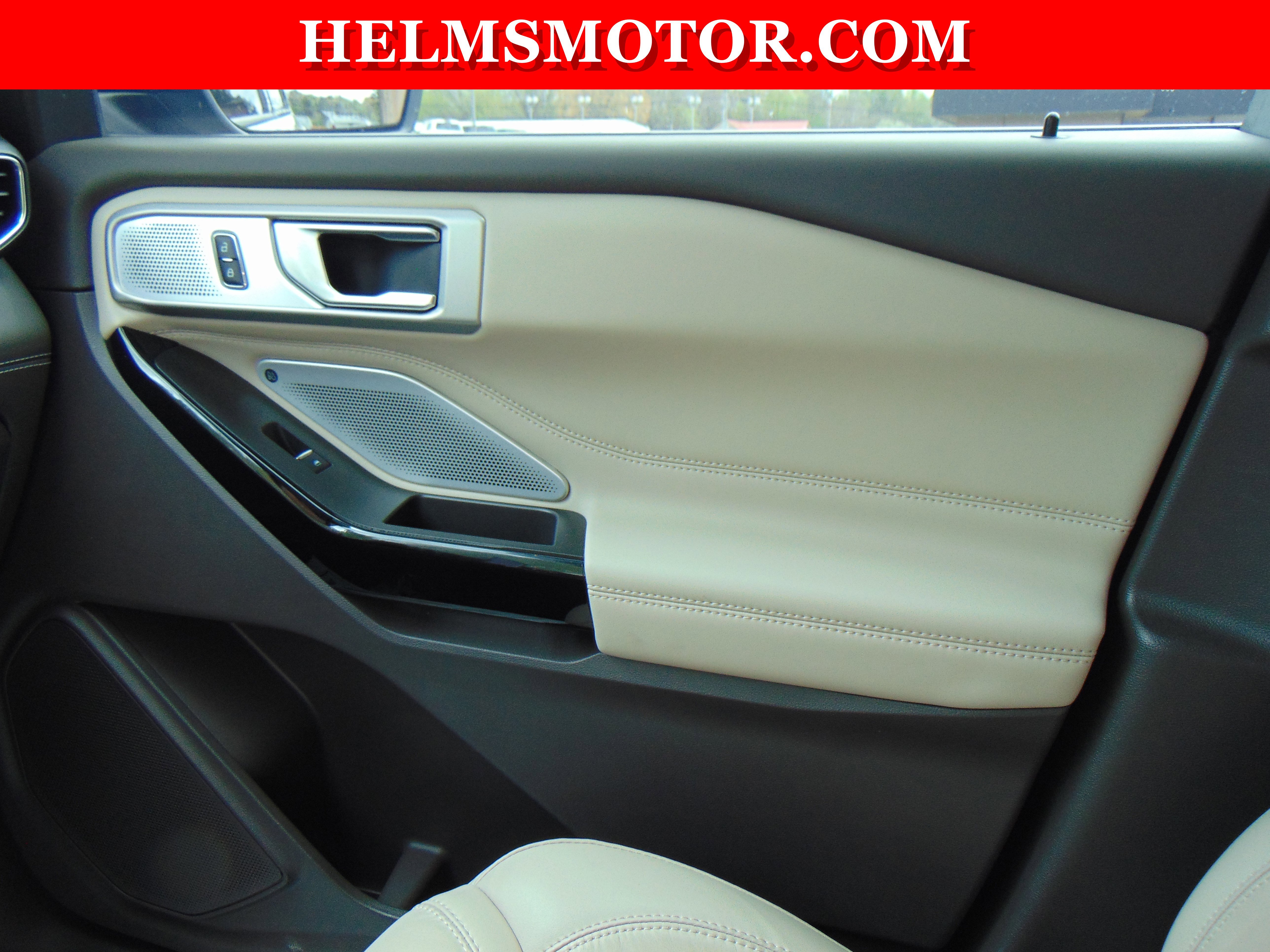 Used 2023 Ford Explorer Platinum w/ Technology Package image 31