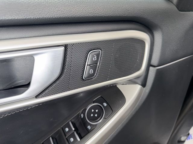 Used 2023 Ford Explorer XLT w/ Equipment Group 202A image 11