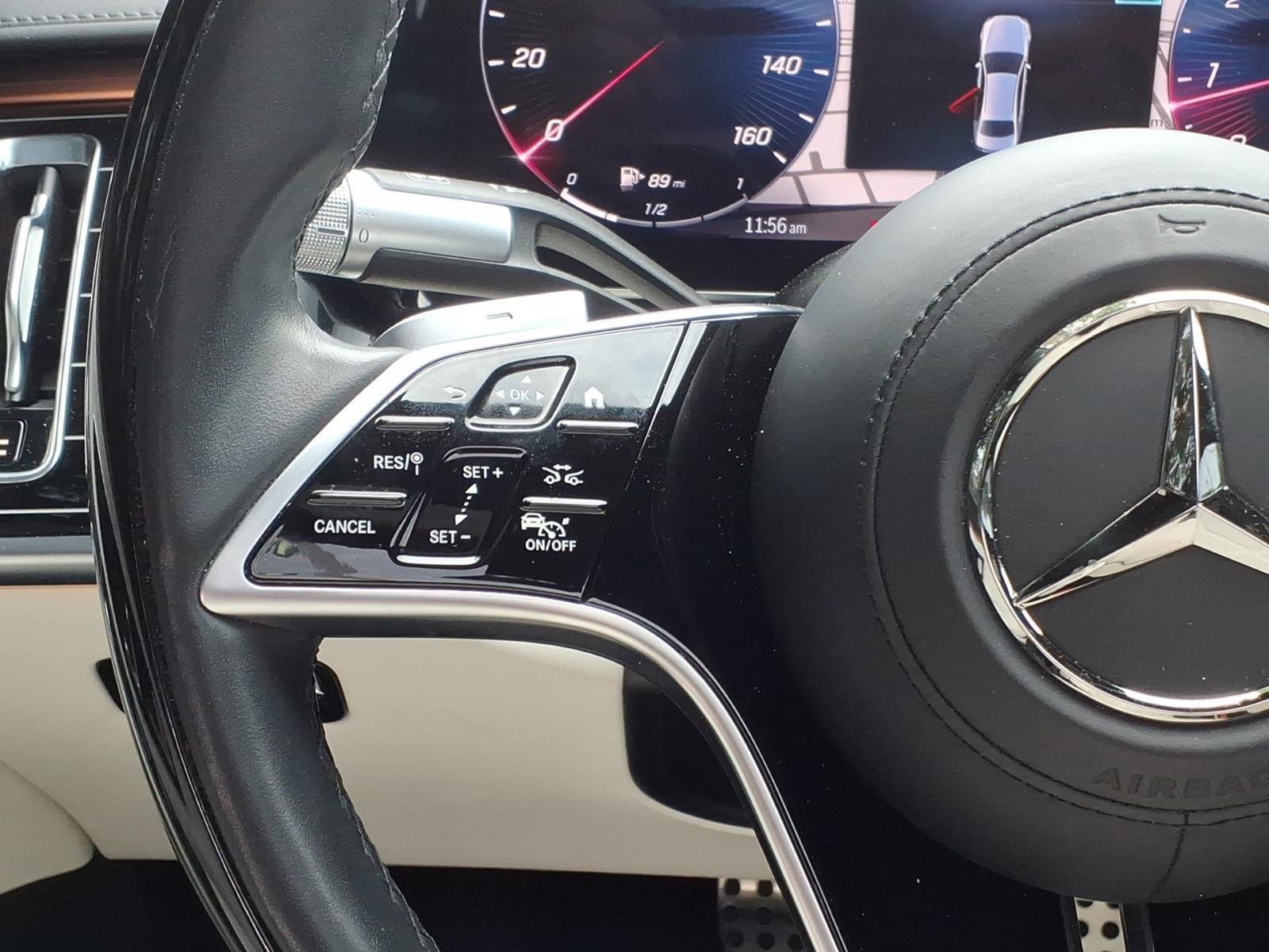 Used 2022 Mercedes-Benz S 580 4MATIC Sedan w/ AMG Line Package image 13