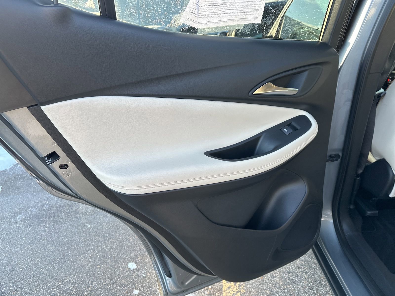 Used 2024 Buick Encore GX Avenir w/ Avenir Convenience Package image 24