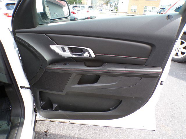 Used 2015 GMC Terrain SLE FWD image 19
