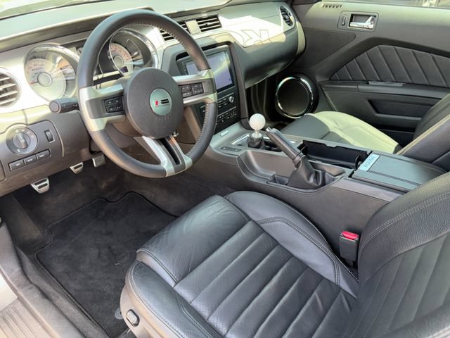 Used 2011 Ford Mustang GT Premium w/ Security Pkg RWD image 8
