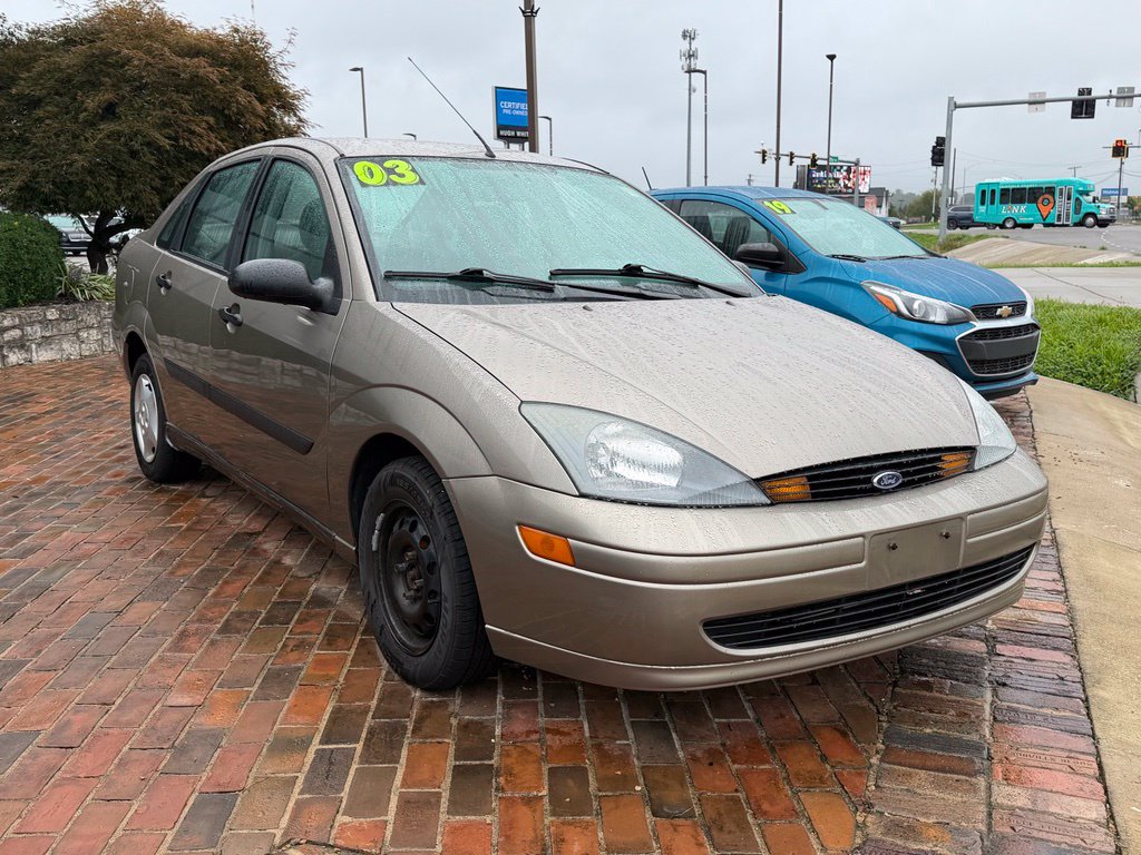 Used 2003 Ford Focus LX FWD image 1