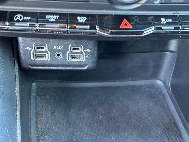 Used 2023 Dodge Durango SXT image 25