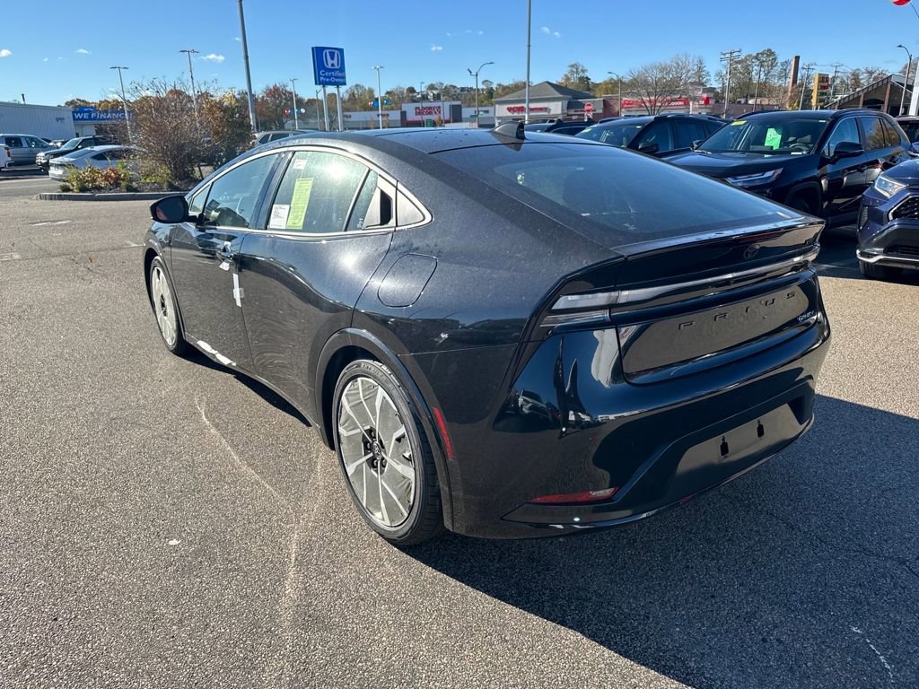 New 2026 Toyota Prius Plug-In Hybrid image 5