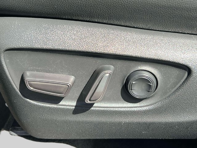 Used 2024 Toyota Grand Highlander AWD image 24