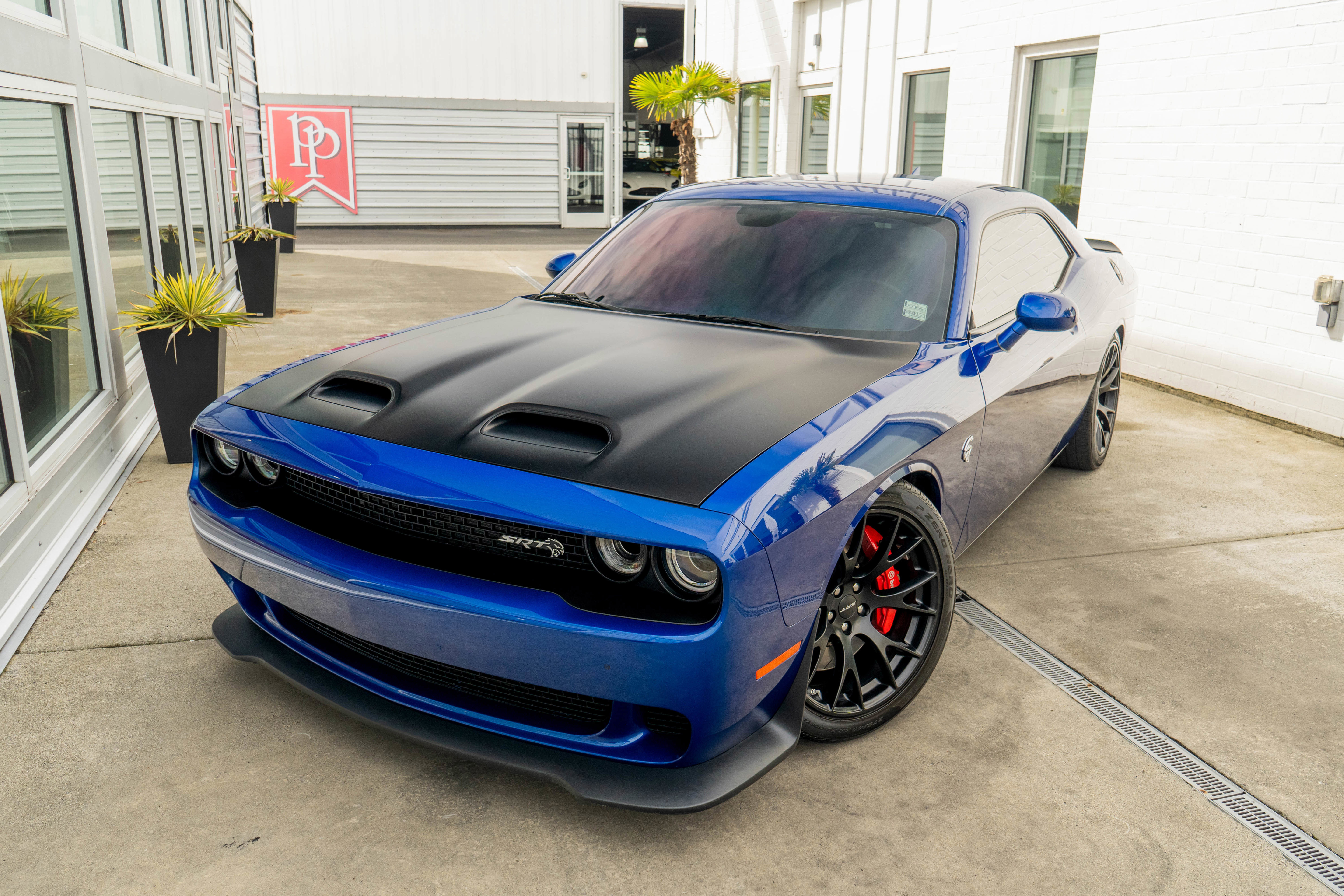 Used 2019 Dodge Challenger SRT Hellcat w/ Laguna Leather Package RWD image 4