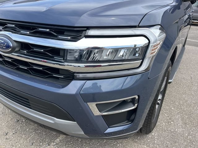 Used 2023 Ford Expedition Limited RWD image 11