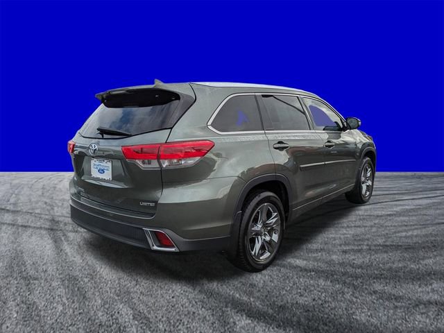 Used 2018 Toyota Highlander Limited Platinum image 4