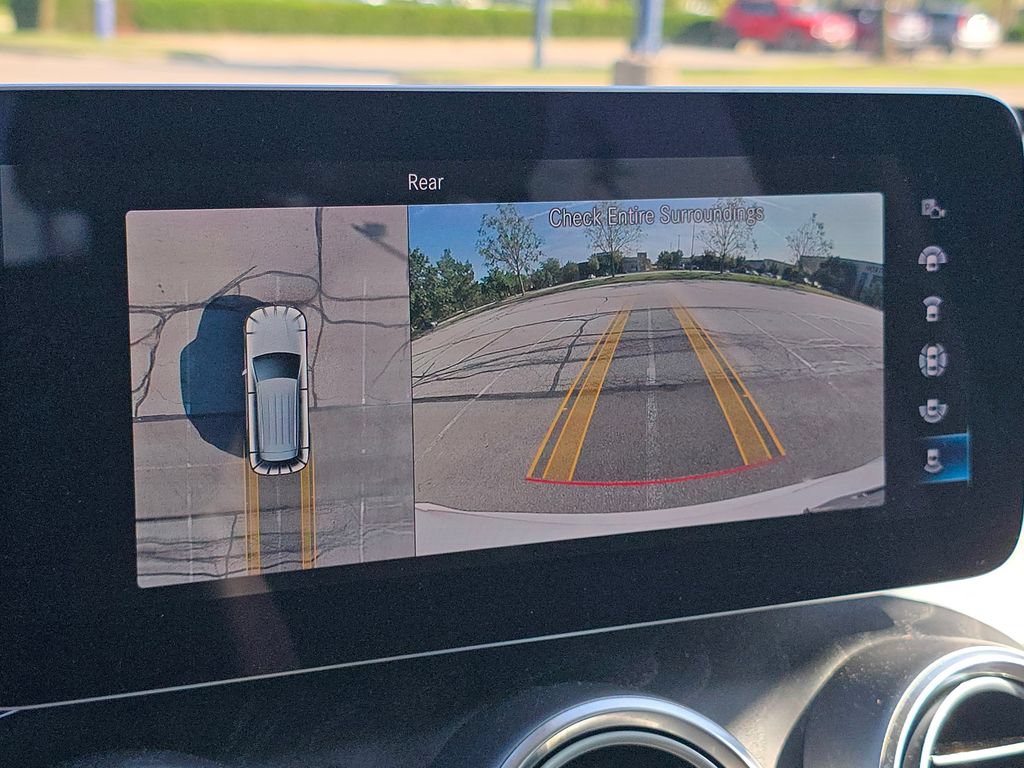 Used 2020 Mercedes-Benz GLC 300 4MATIC image 31