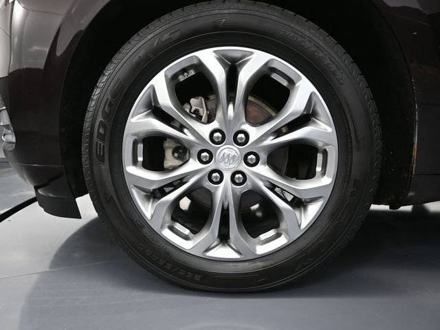 Used 2021 Buick Enclave Avenir w/ Avenir Technology Package image 18