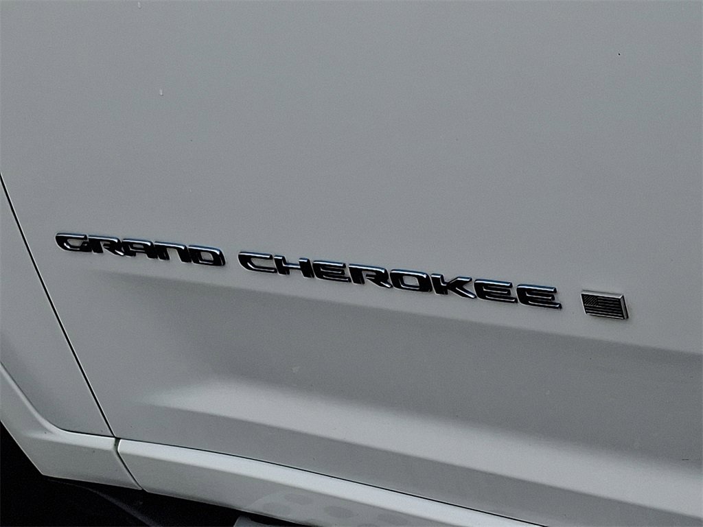 Used 2022 Jeep Grand Cherokee Overland image 33