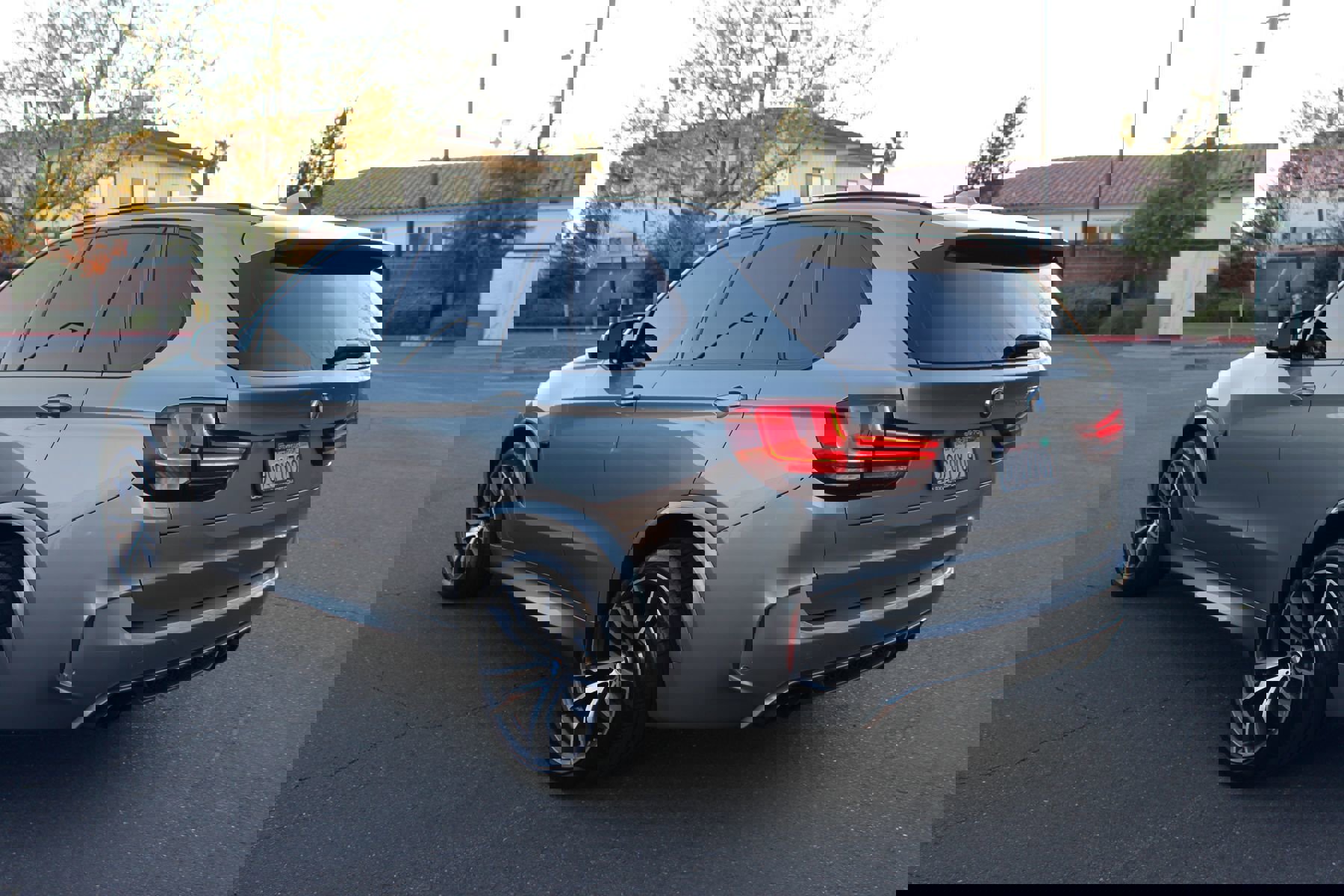 Used 2017 BMW X5 M image 5