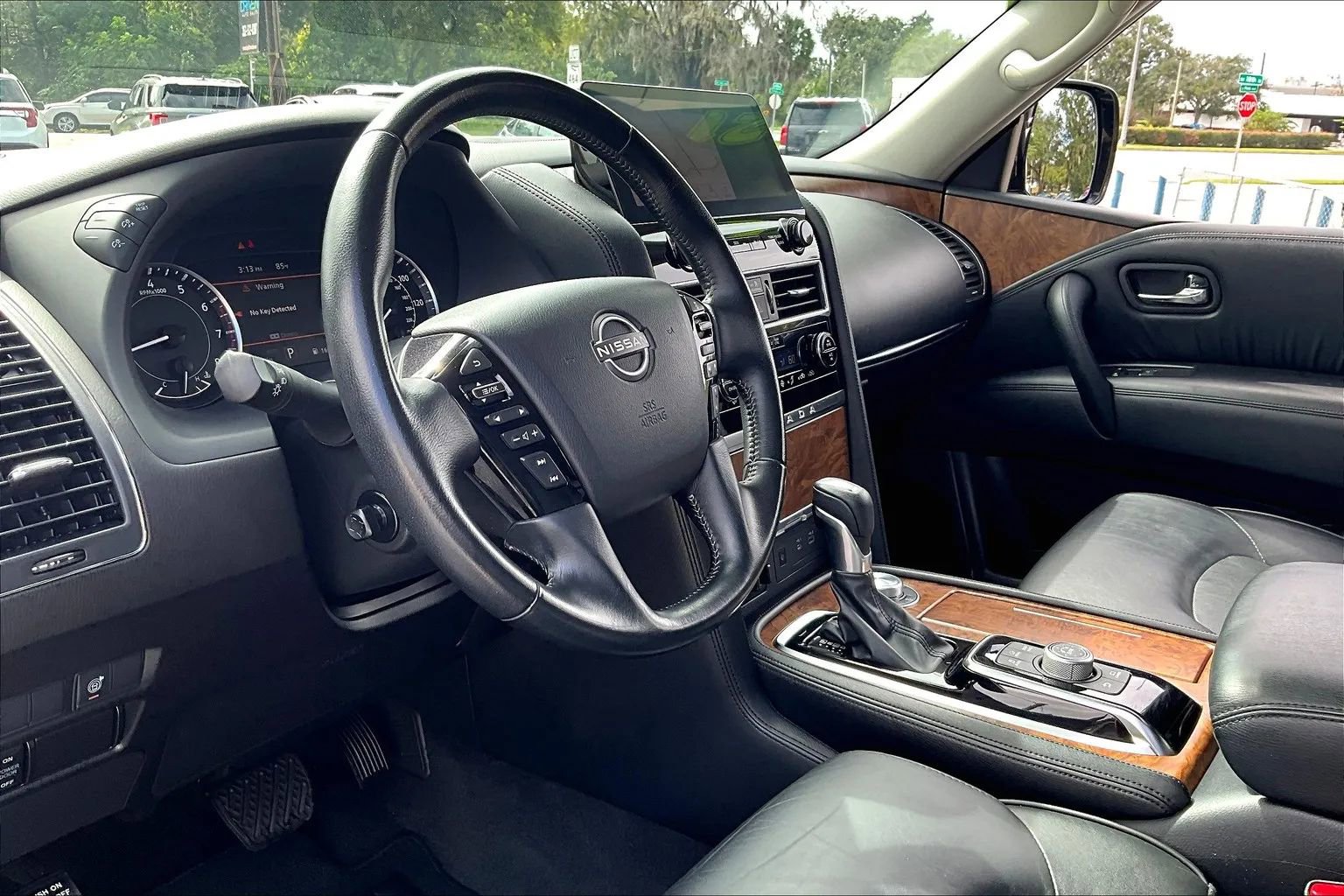 Used 2021 Nissan Armada SL w/ Captain's Chairs Package image 13