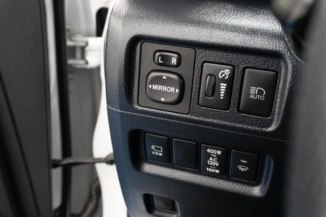 Used 2024 Toyota 4Runner Limited RWD image 21