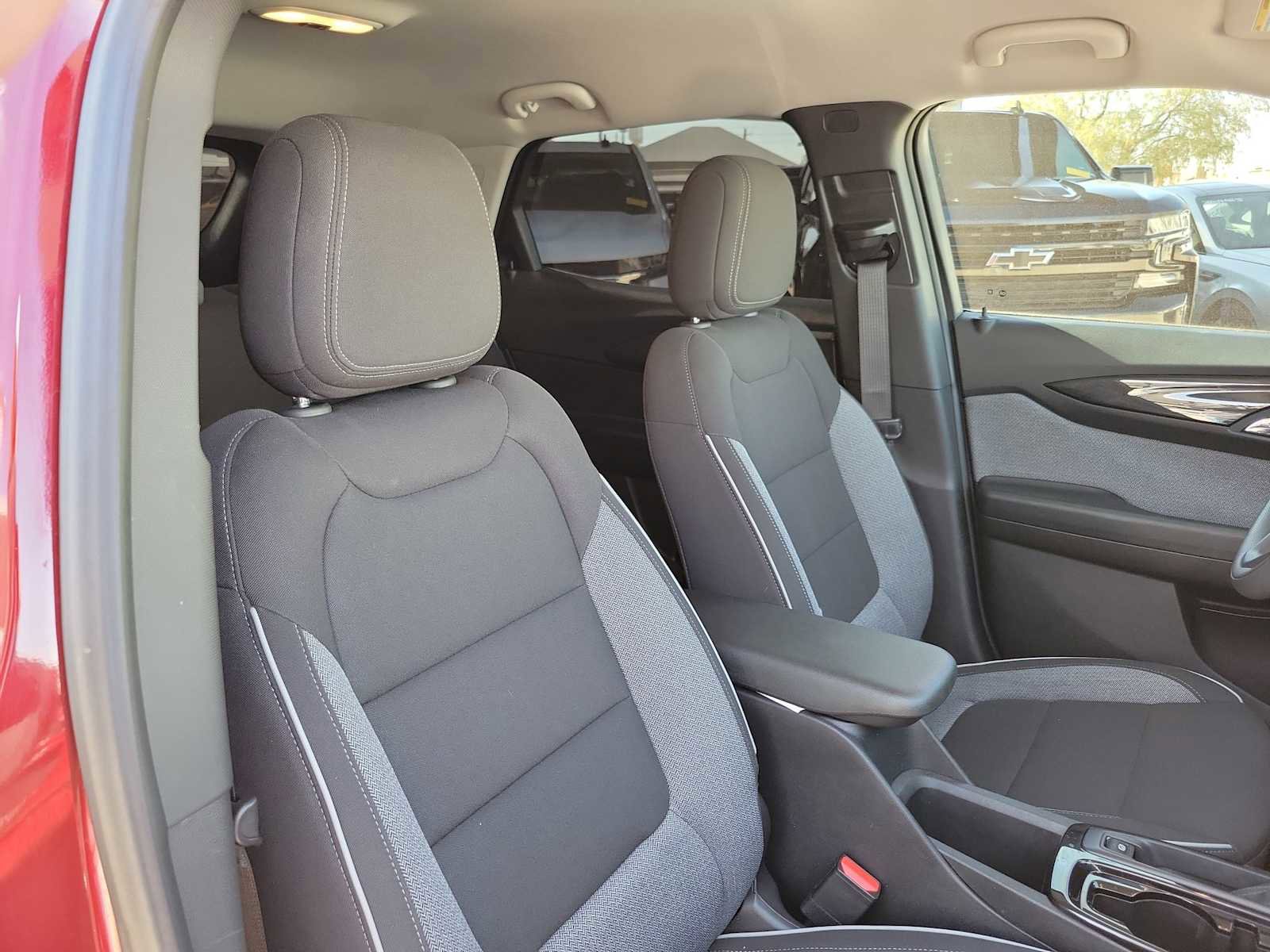 Used 2025 Chevrolet TrailBlazer LS w/ LS Convenience Package image 14