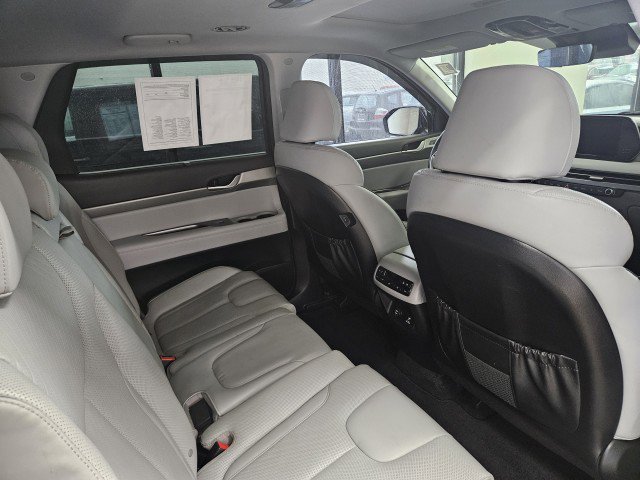 Used 2025 Hyundai Palisade SEL AWD/4WD image 14
