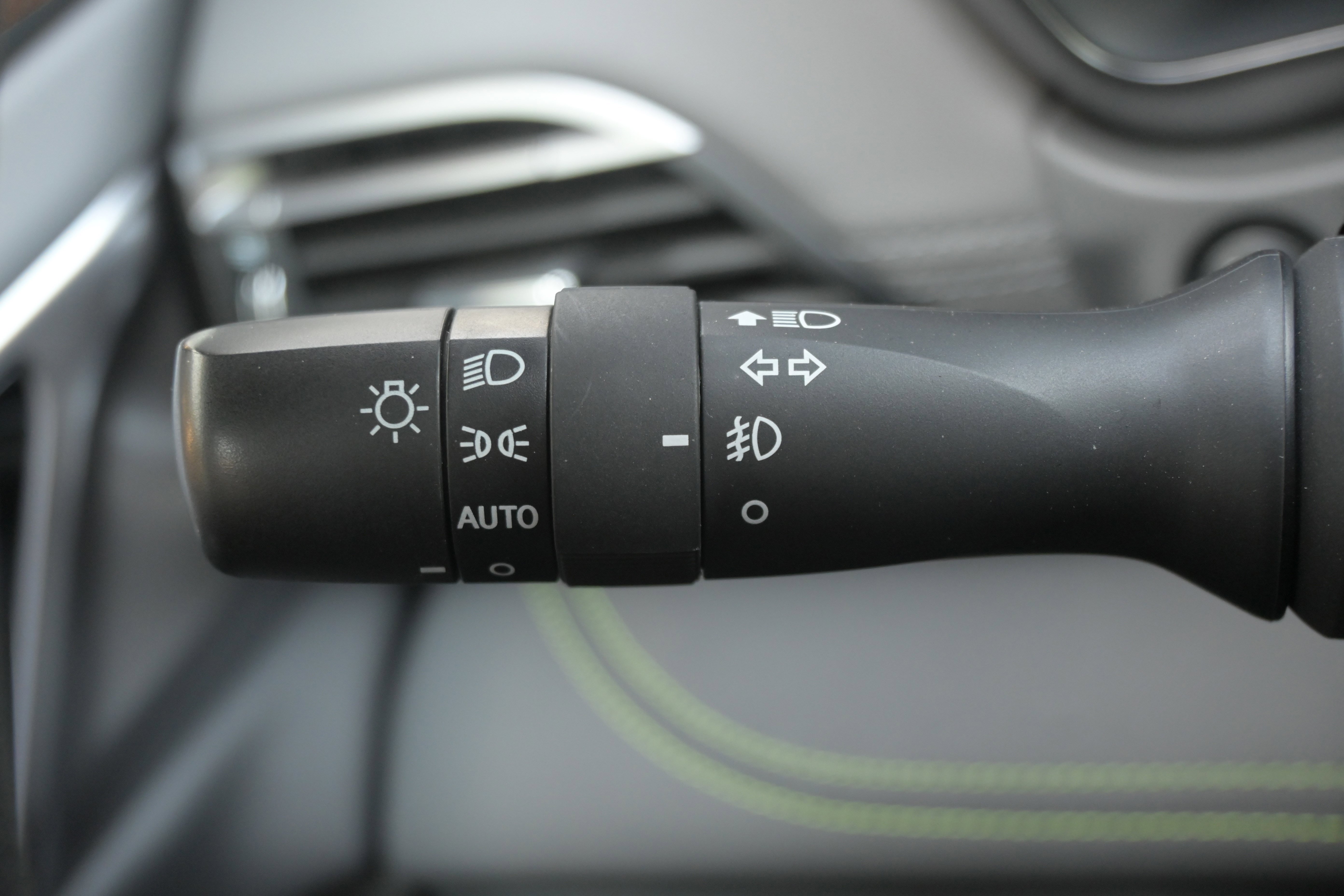 Certified 2025 Subaru Outback Onyx Edition AWD/4WD image 28