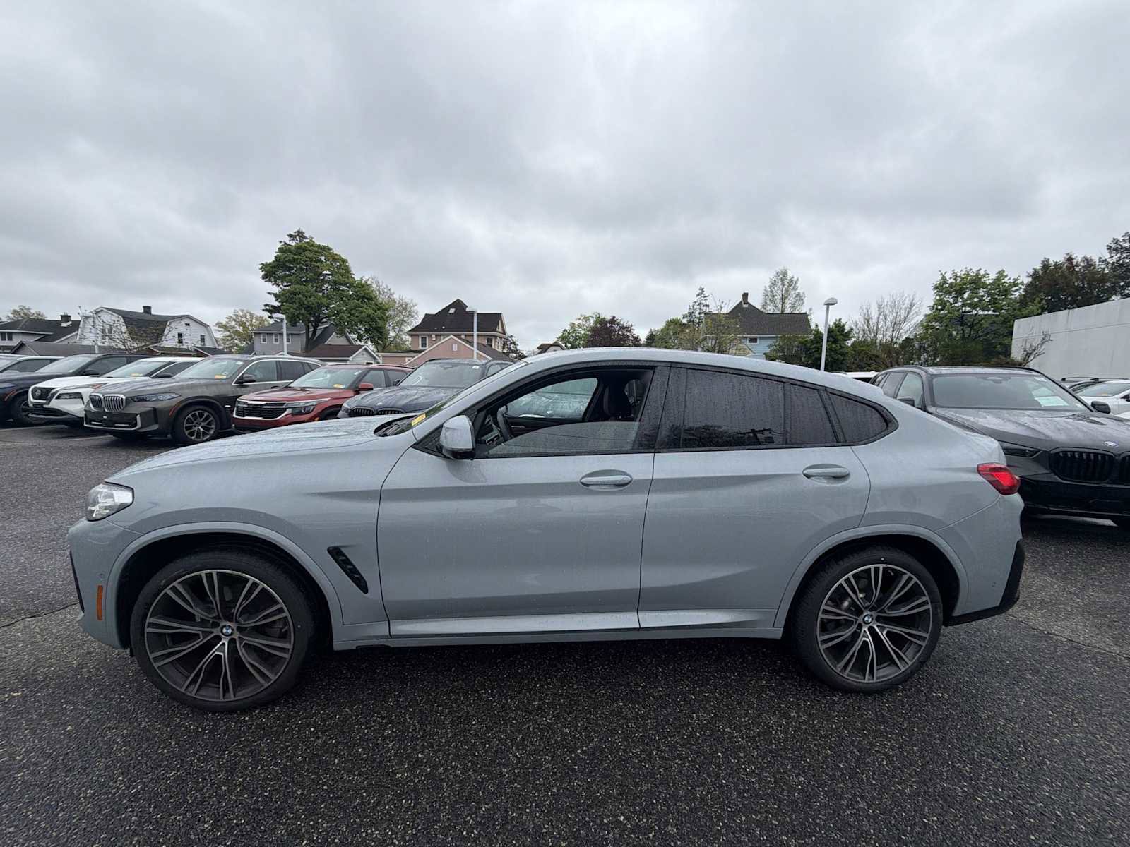 Certified 2023 BMW X4 xDrive30i w/ M Sport Package AWD/4WD image 8