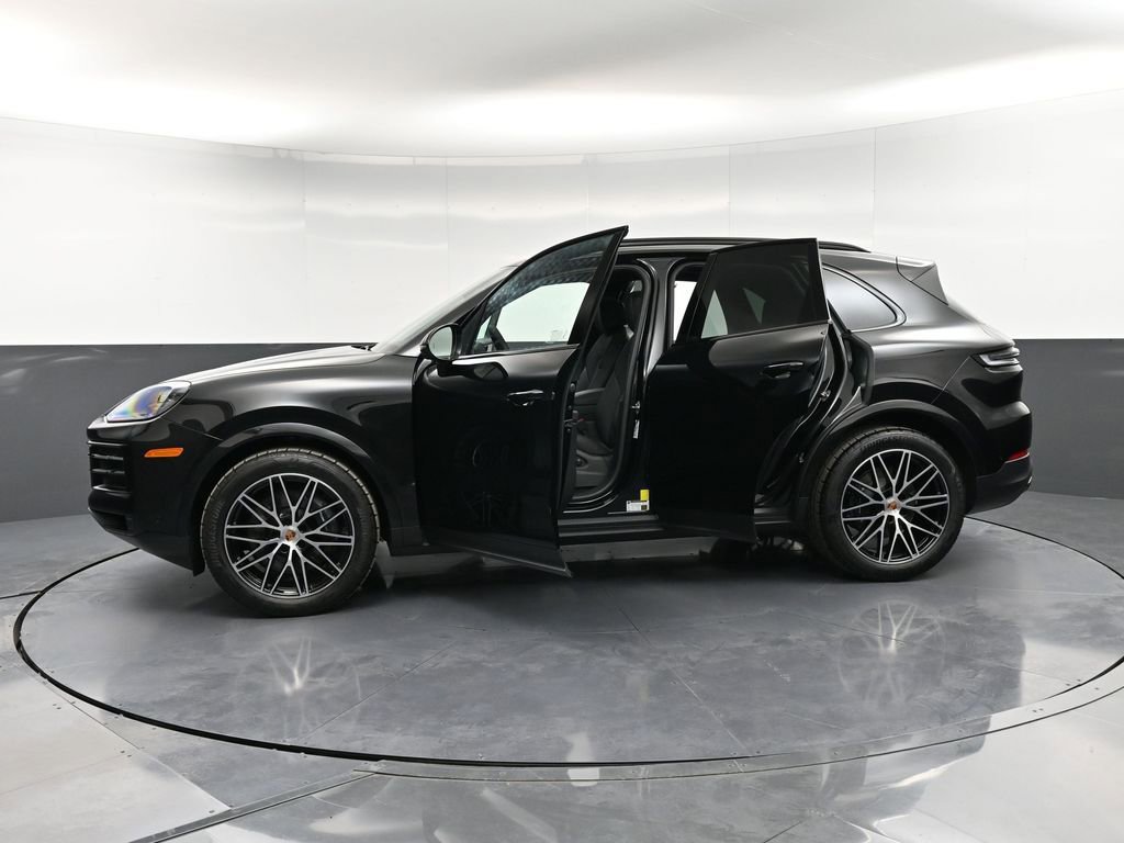 New 2026 Porsche Cayenne image 36
