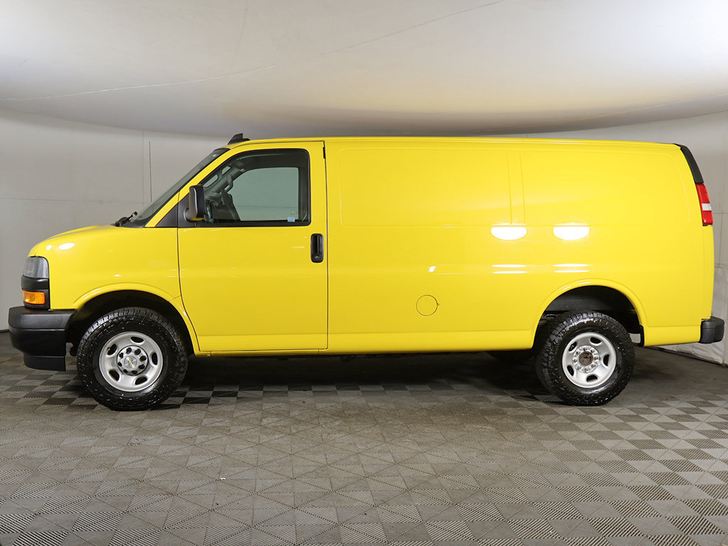 Used 2023 Chevrolet Express 2500 RWD image 13