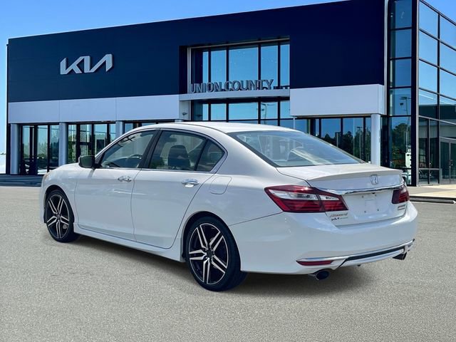 Used 2017 Honda Accord Sport Special Edition image 4