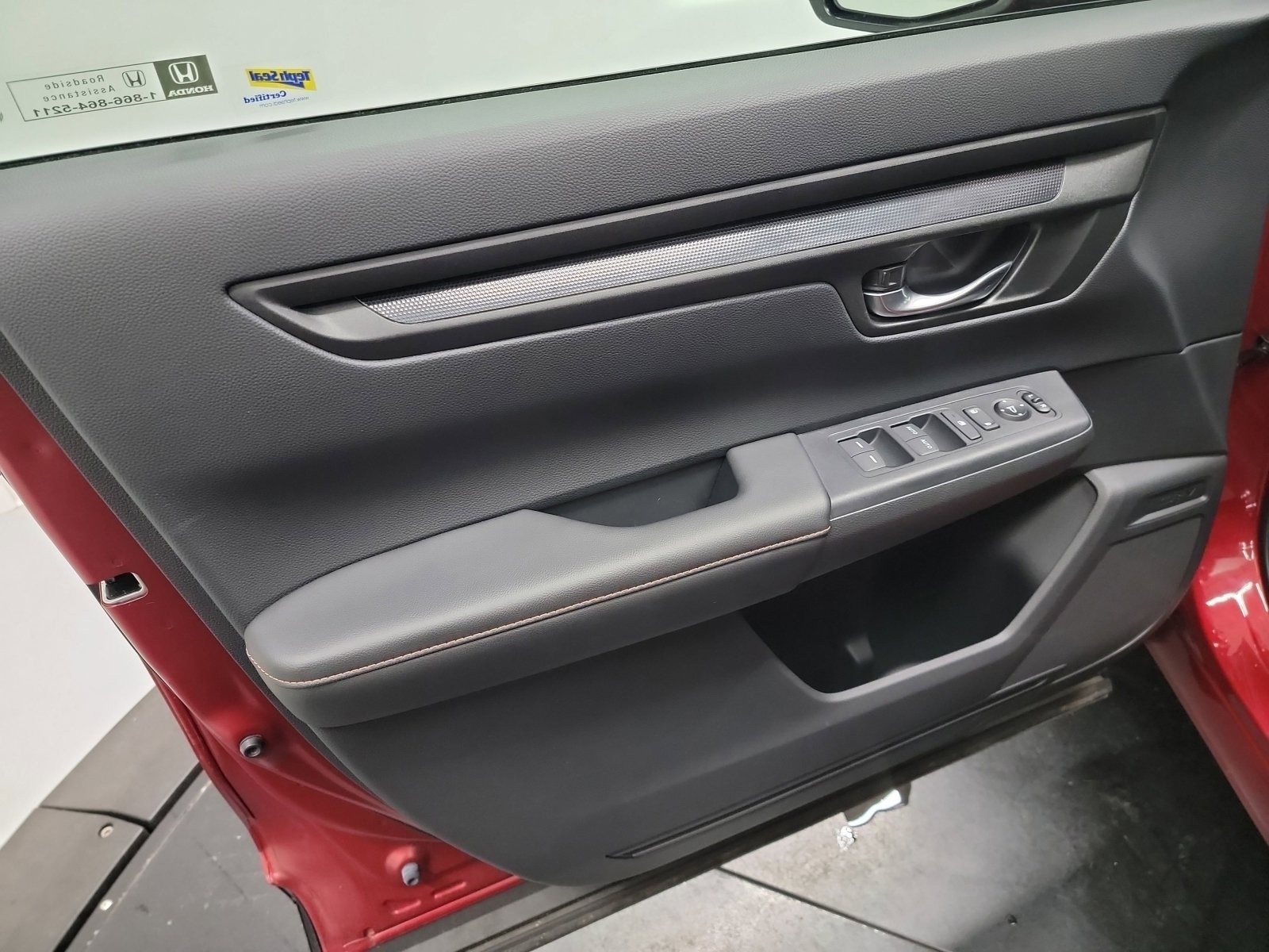 Certified 2025 Honda CR-V Sport image 13