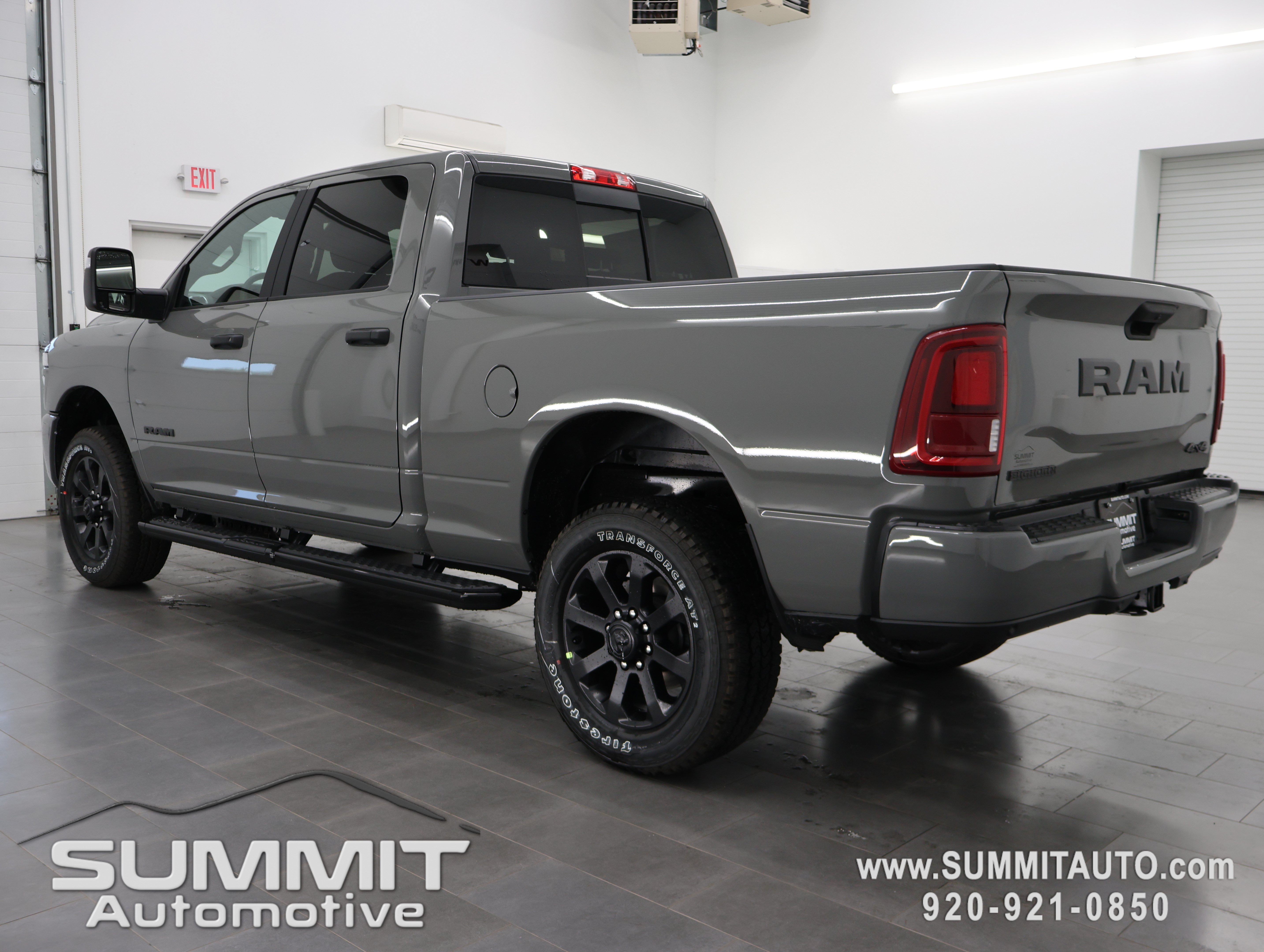 New 2026 RAM 2500 Big Horn AWD/4WD image 6