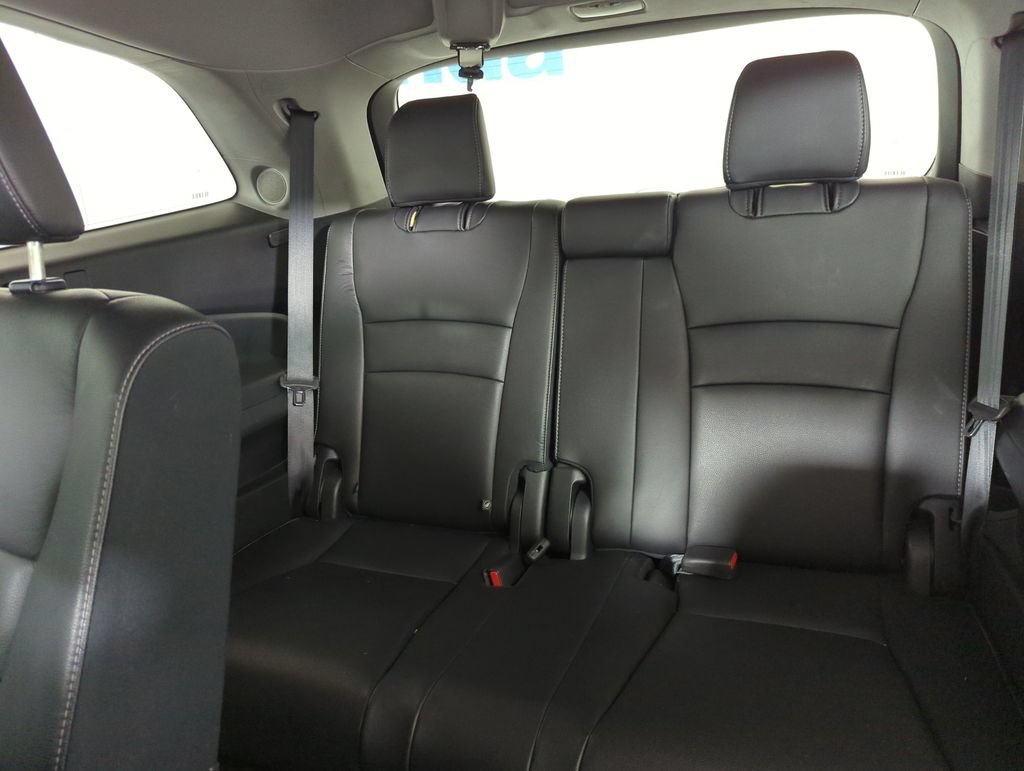 Certified 2017 Honda Pilot Touring image 34