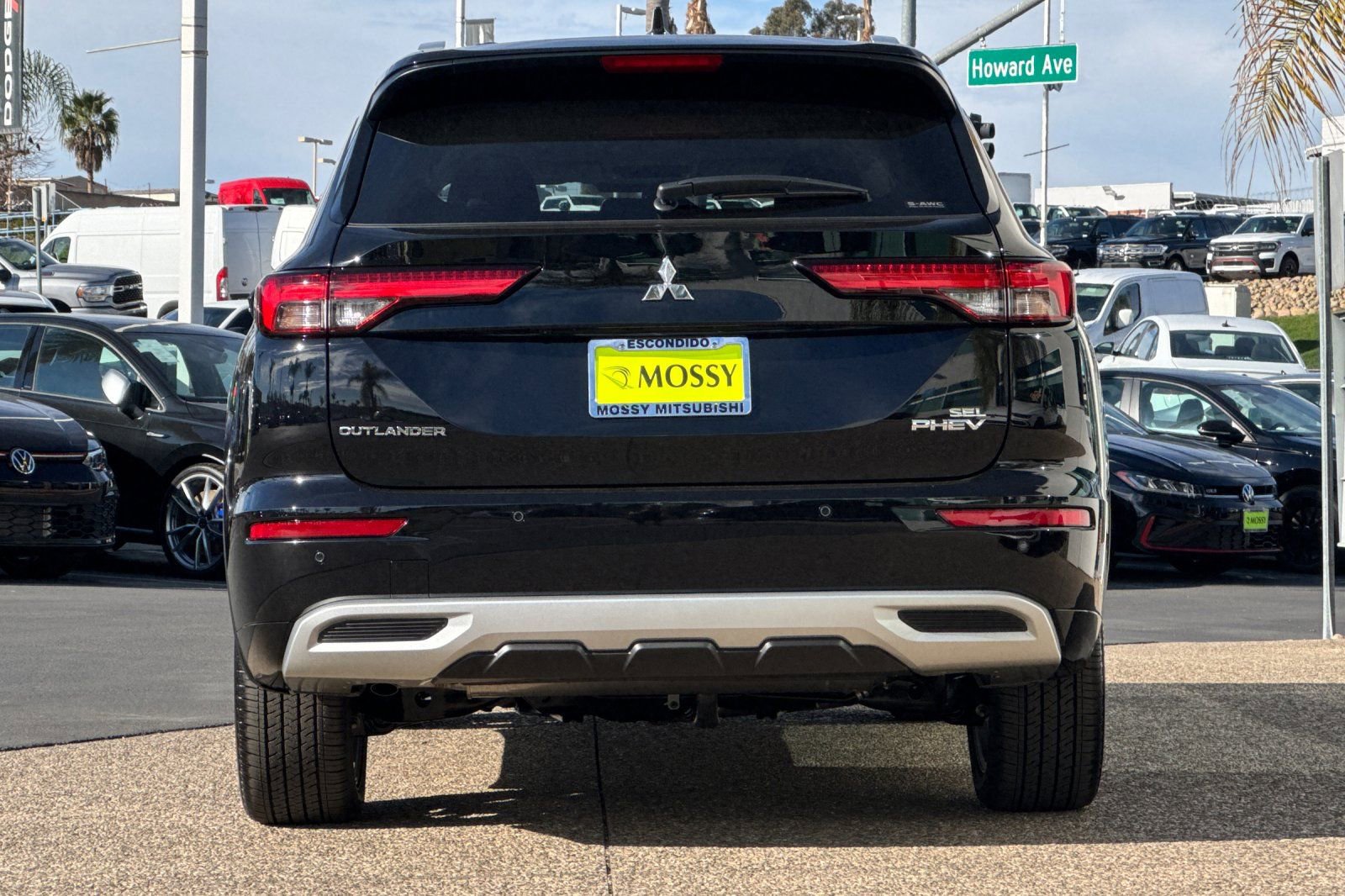 New 2025 Mitsubishi Outlander SEL image 5