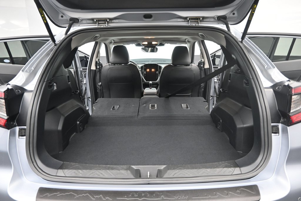 Used 2025 Subaru Crosstrek 2.5i Limited AWD/4WD image 21