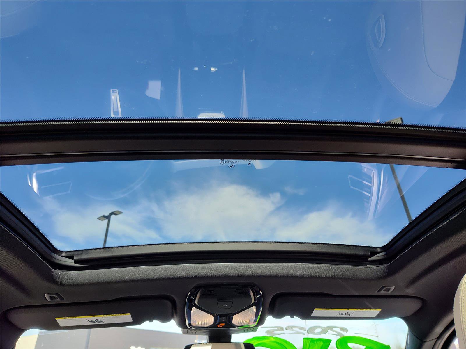 Certified 2025 BMW X4 xDrive30i image 23