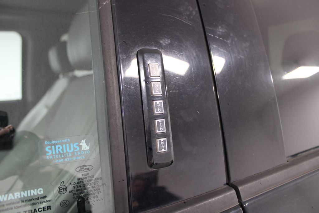 Used 2016 Ford F150 Lariat image 16