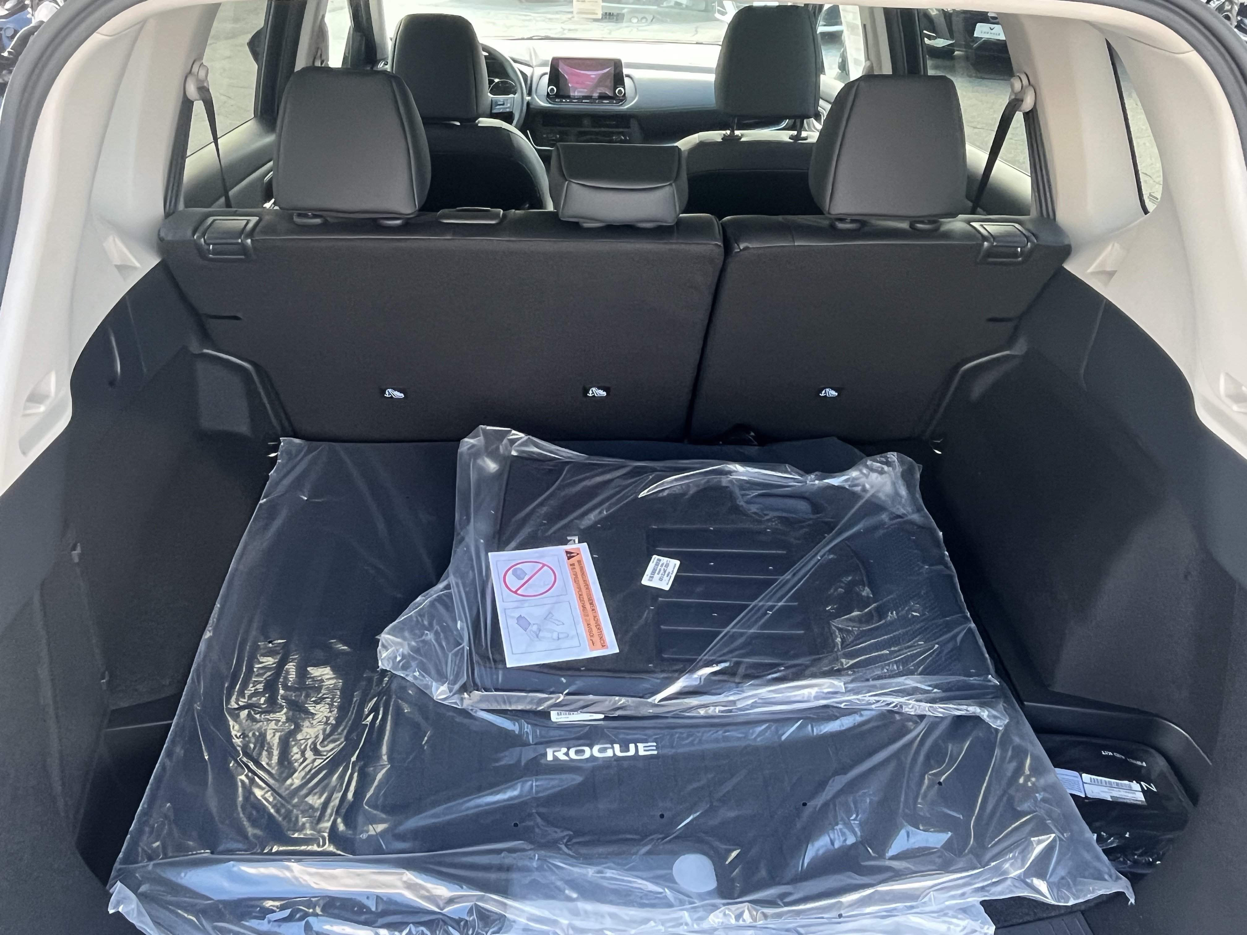 New 2026 Nissan Rogue Dark Armor AWD/4WD image 17