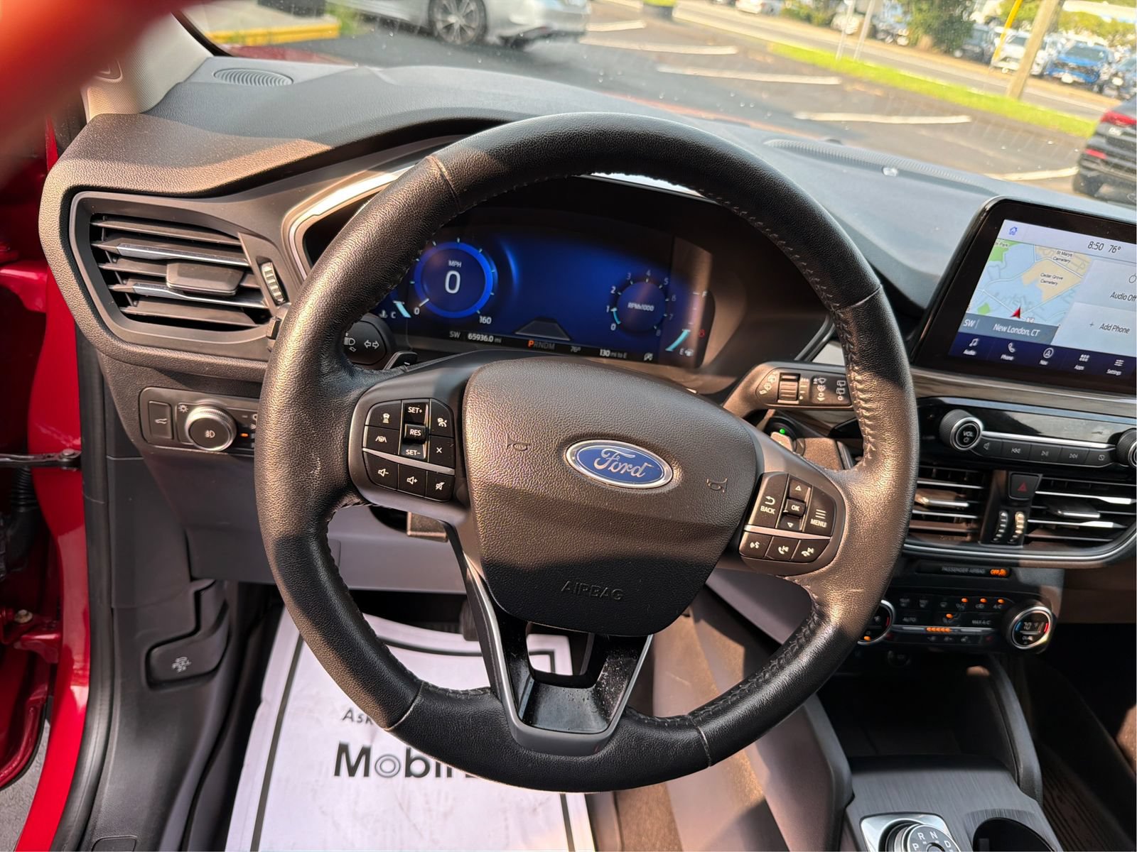 Used 2020 Ford Escape Titanium AWD/4WD image 18